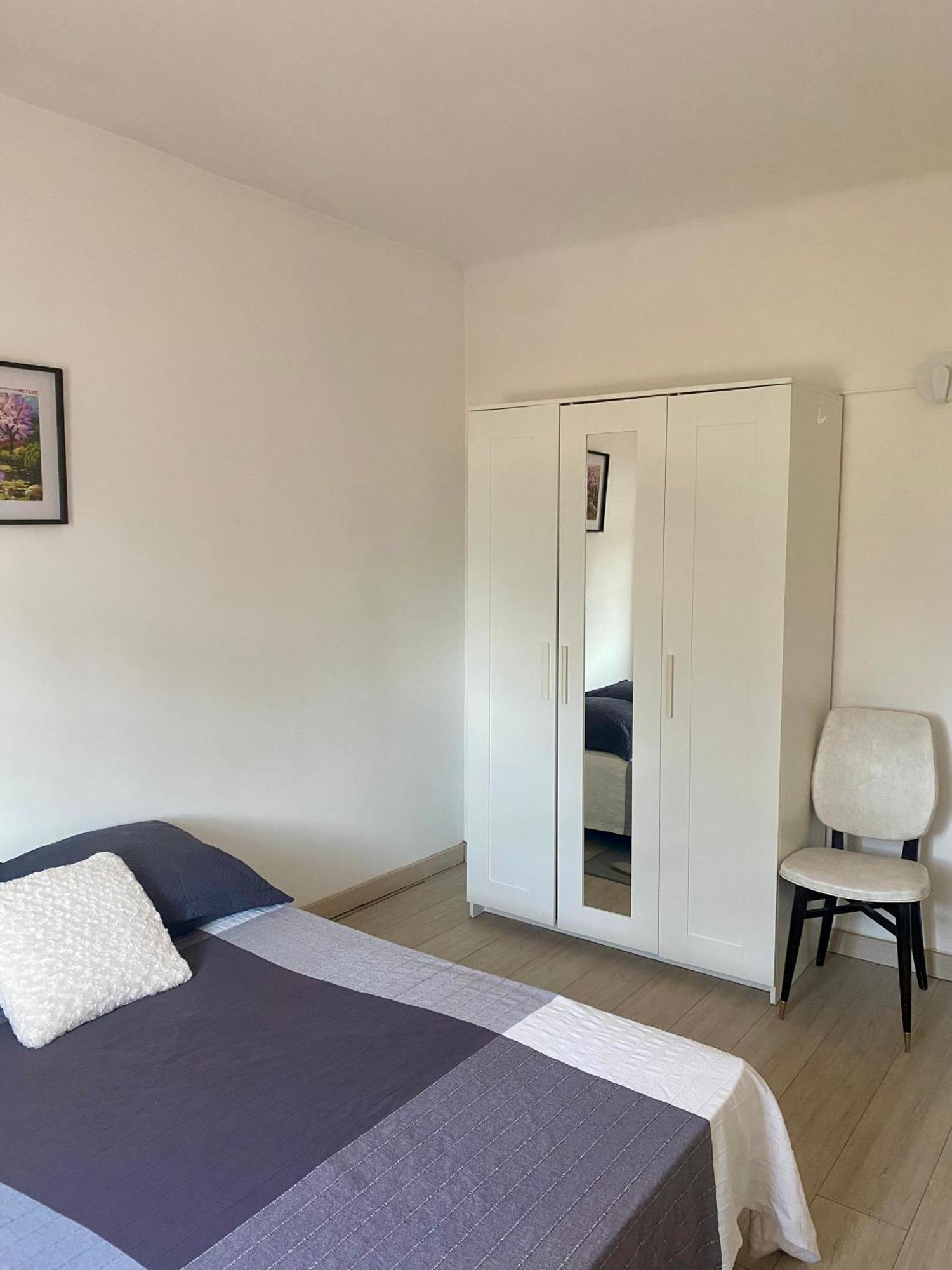 Le Micocoulier Apartment ลา โคร ภายนอก รูปภาพ