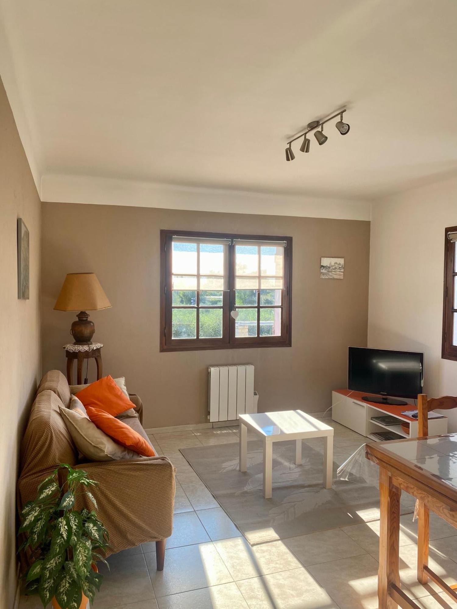 Le Micocoulier Apartment ลา โคร ภายนอก รูปภาพ
