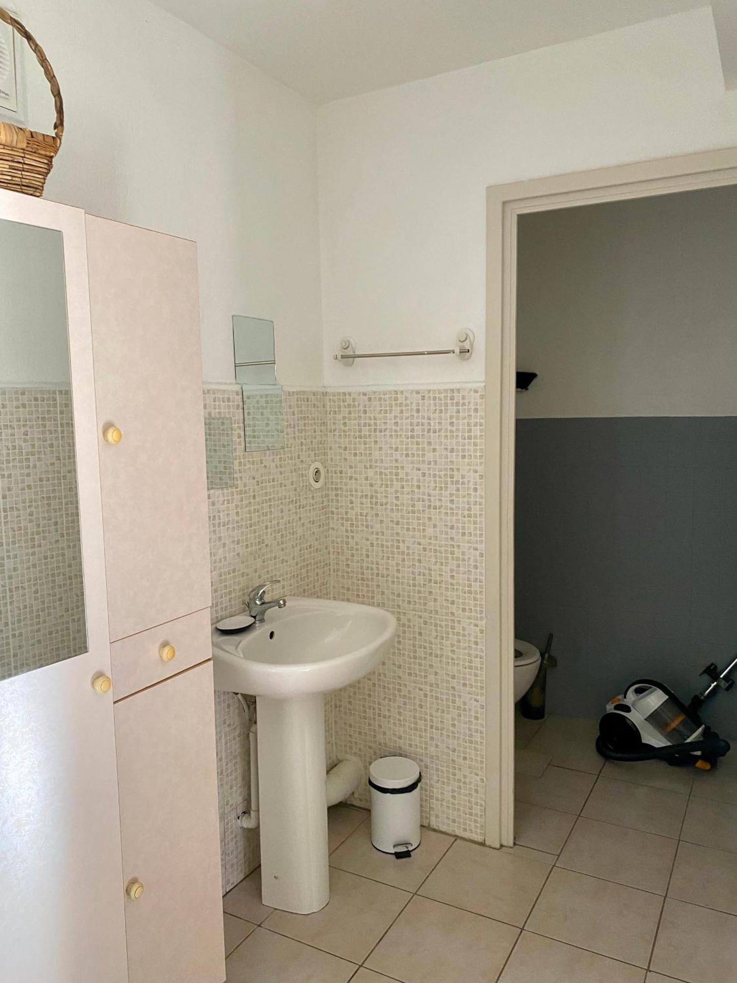 Le Micocoulier Apartment ลา โคร ภายนอก รูปภาพ